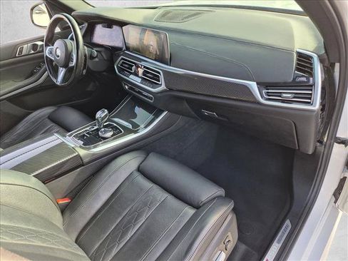 Used 2022 BMW X5 M50i w/ Executive Package AWD/4WD image 21