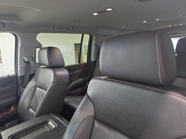 Used 2019 Chevrolet Suburban LT AWD/4WD image 16