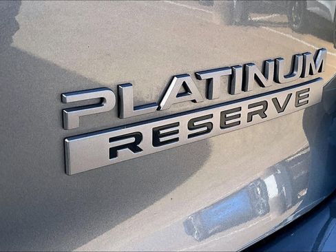 Used 2025 Nissan Armada Platinum Reserve image 9