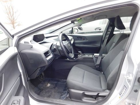 Used 2023 Toyota Prius LE image 10