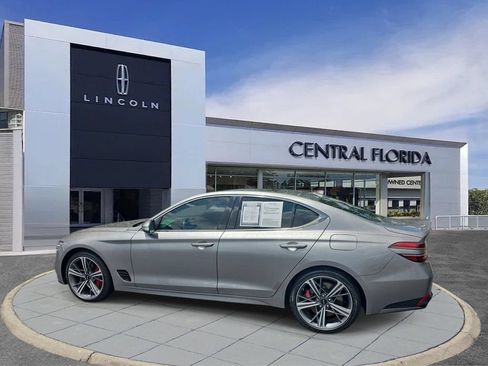 Used 2024 Genesis G70 3.3T Advanced RWD image 6