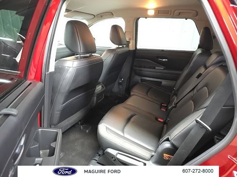 Used 2023 Nissan Pathfinder SL w/ Lighting Package (N92) AWD/4WD image 33