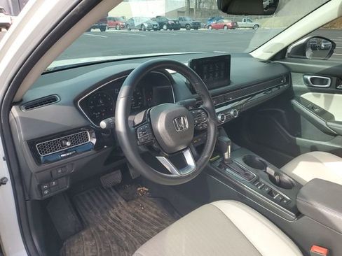 Used 2024 Honda Civic Touring image 18