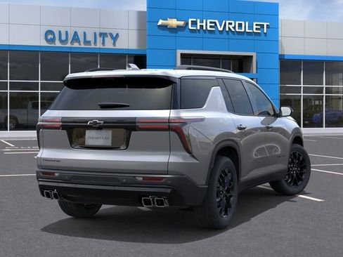 New 2026 Chevrolet Traverse LT w/ Midnight/Sport Edition FWD image 4