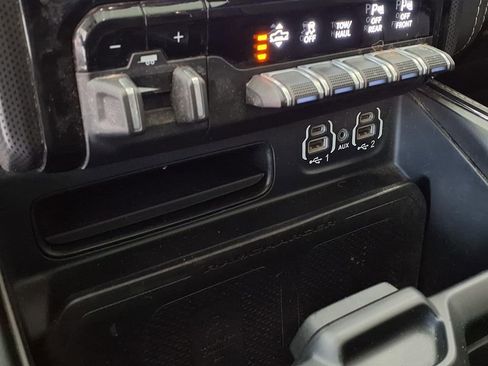 Used 2022 RAM 1500 Limited AWD/4WD image 12