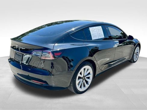 Used 2021 Tesla Model 3 Standard Range Plus RWD image 5