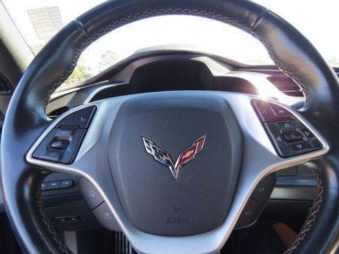 Used 2015 Chevrolet Corvette Stingray Convertible w/ 2LT Preferred Equipment Group image 19