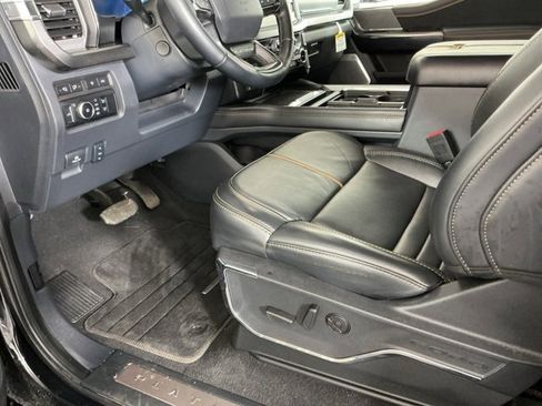 Used 2024 Ford F350 Platinum image 20