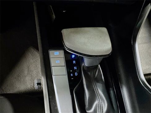 Used 2023 Hyundai Elantra SEL image 23