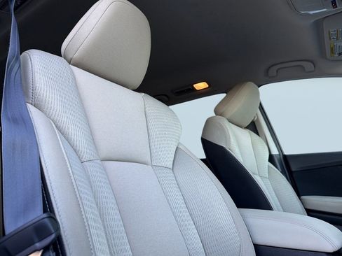 Used 2023 Subaru Ascent Premium w/ Convenience Package image 25