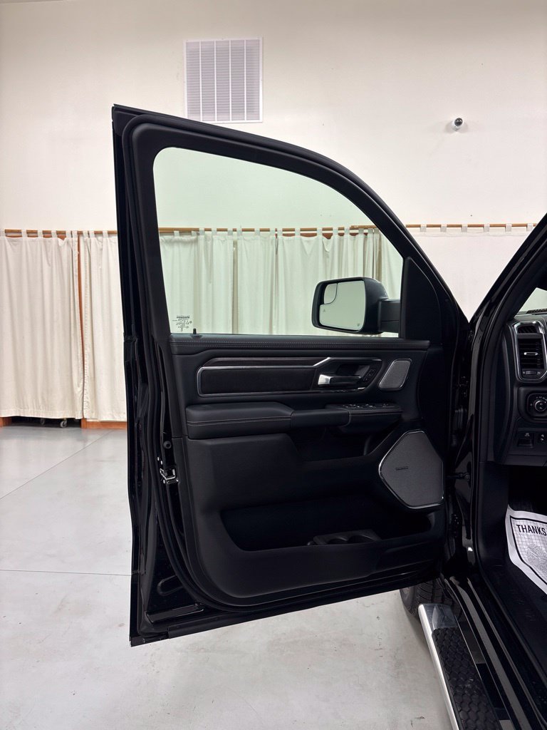 New 2027 RAM 1500 Laramie AWD/4WD image 13