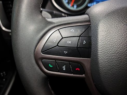 Used 2022 Jeep Cherokee Latitude Lux FWD image 43
