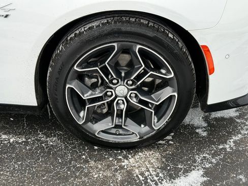 Used 2025 Dodge Charger R/T w/ Plus Group image 9