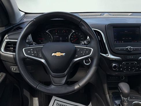 Used 2022 Chevrolet Equinox LT FWD image 19