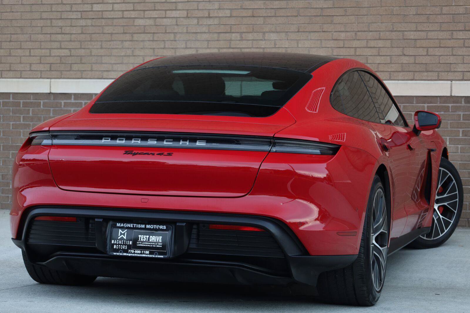 Used 2020 Porsche Taycan 4S w/ Premium Package AWD/4WD image 11