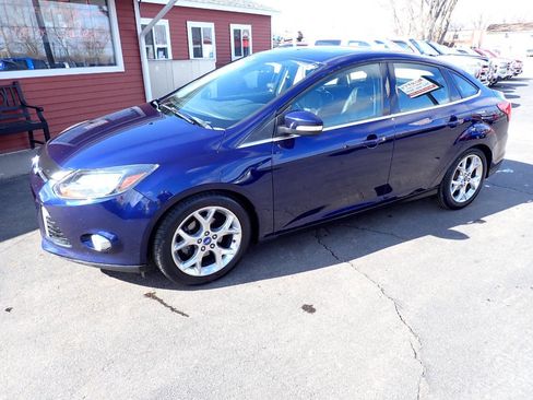 Used 2012 Ford Focus SEL image 3