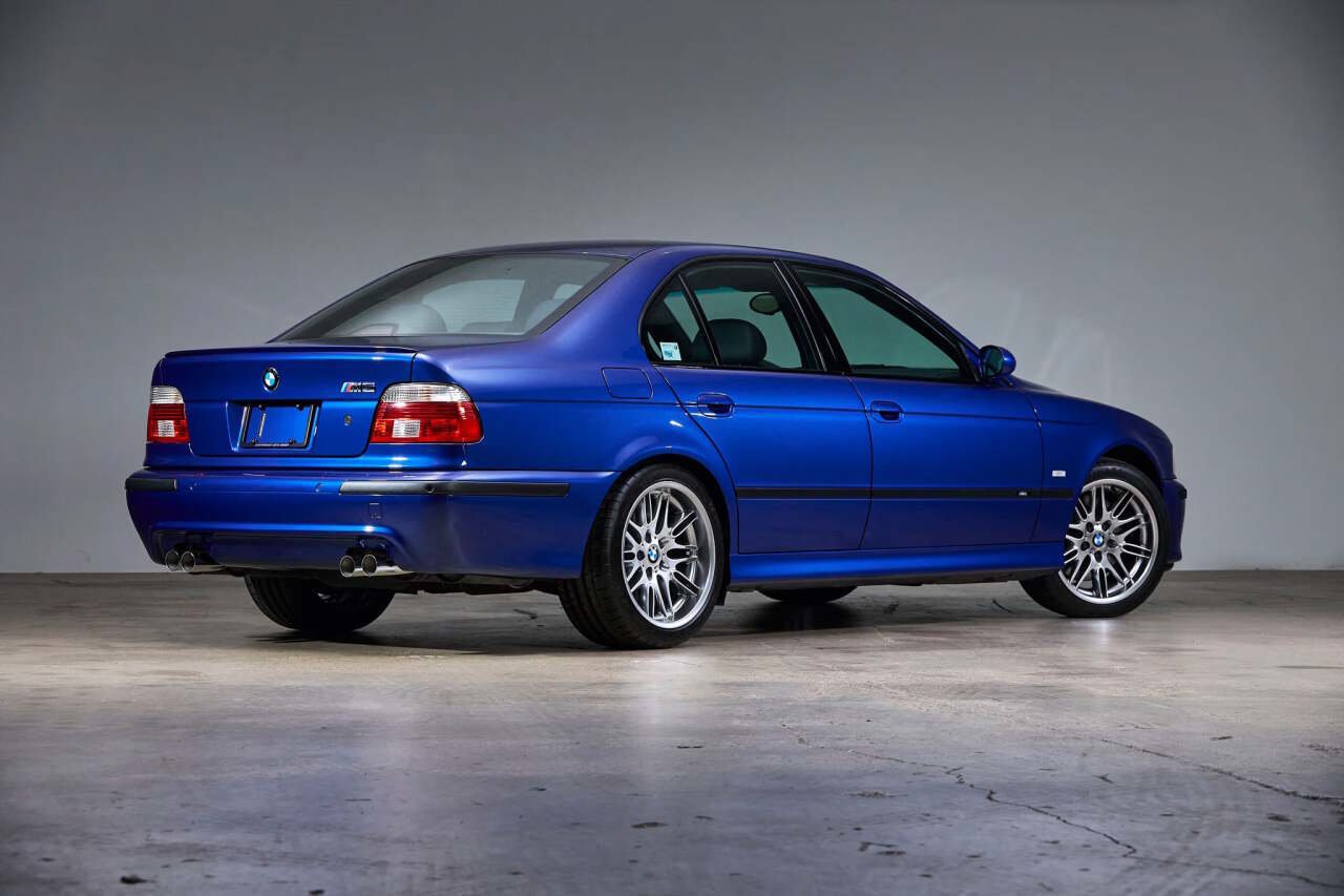 Used 2002 BMW M5 RWD image 5