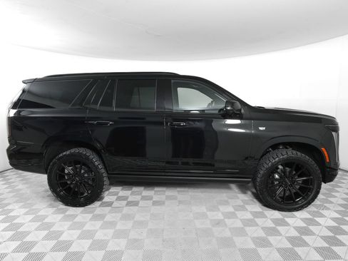 Used 2026 Cadillac Escalade Sport w/ Touring Package AWD/4WD image 5