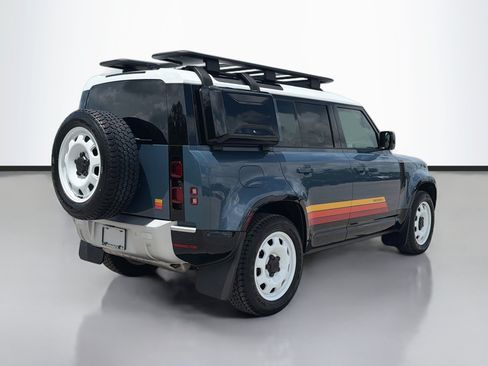 Used 2025 Land Rover Defender 110 S AWD/4WD image 5