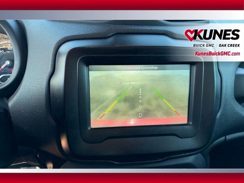 Used 2021 Jeep Renegade Latitude w/ Convenience Group image 28