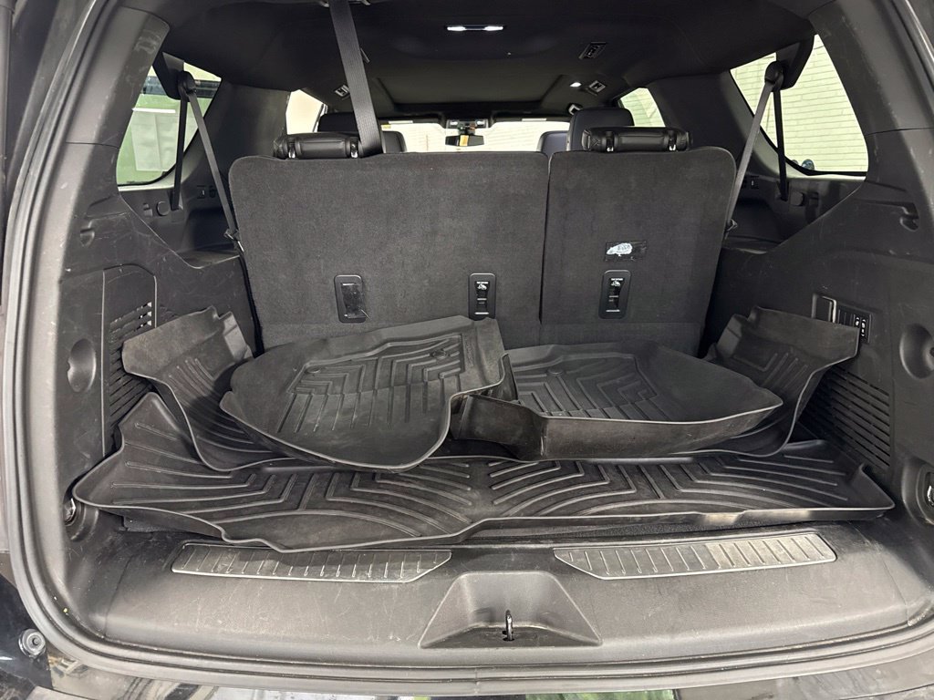 Used 2022 GMC Yukon XL Denali AWD/4WD image 13
