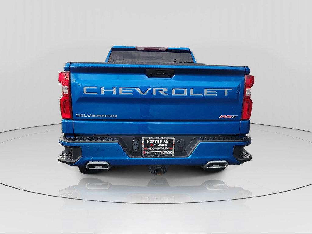 Used 2023 Chevrolet Silverado 1500 RST AWD/4WD image 6