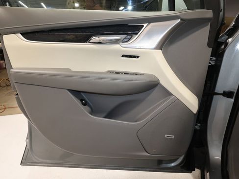 Certified 2024 Cadillac XT6 Premium Luxury image 21