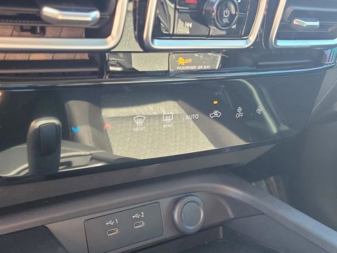 New 2026 Nissan Sentra SV w/ Floor Mat Package image 7