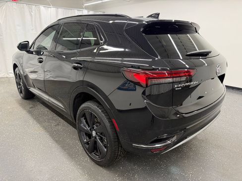 Used 2023 Buick Envision Preferred w/ Sport Touring Package image 3