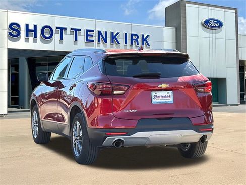 Used 2023 Chevrolet Blazer LT w/ Convenience Package image 5