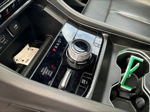 Used 2024 Jeep Grand Cherokee Limited 4xe image 17