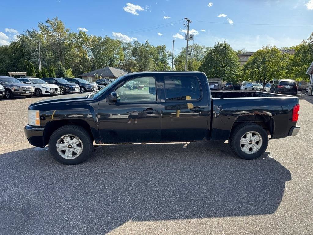 Used 2008 Chevrolet Silverado 1500 LTZ w/ Safety Package AWD/4WD image 9