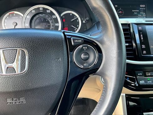 Used 2017 Honda Accord EX-L image 19