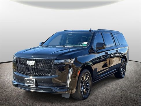 Certified 2024 Cadillac Escalade ESV Sport Platinum image 7