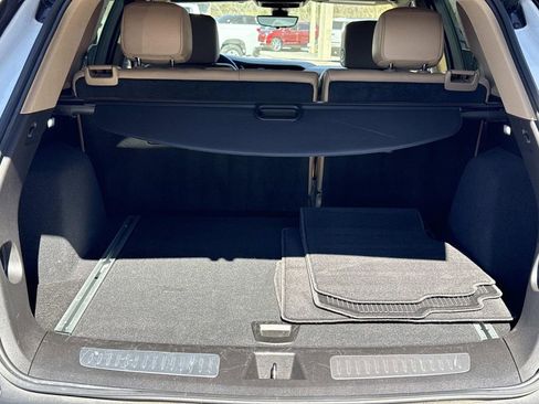 Certified 2023 Cadillac XT5 Premium Luxury w/ Platinum Package image 11