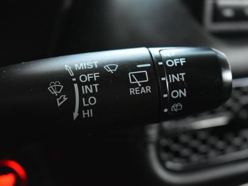 Used 2025 Honda HR-V LX image 20