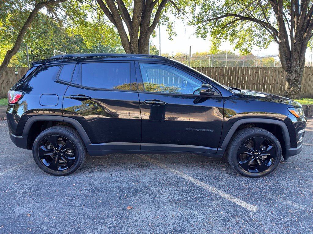 Used 2019 Jeep Compass Latitude AWD/4WD image 6