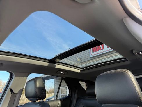 Used 2020 Chevrolet Equinox Premier image 17