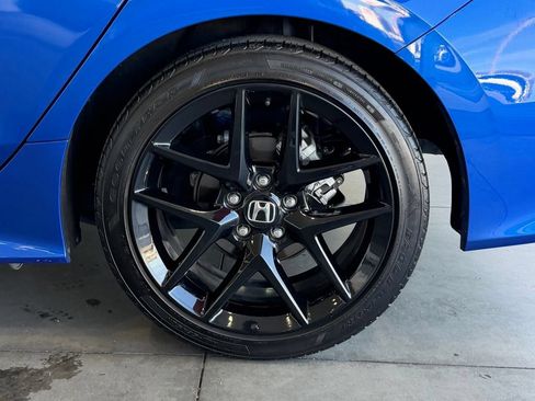 Used 2024 Honda Civic Sport image 16