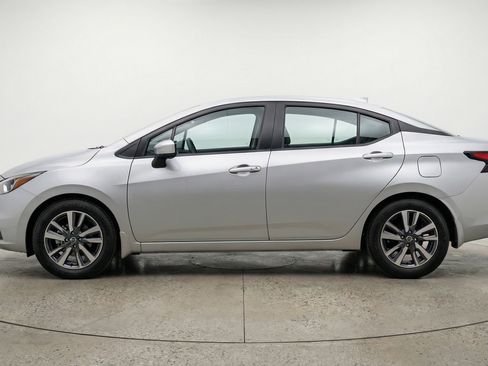 Used 2025 Nissan Versa SV FWD image 5