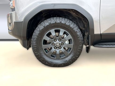 Used 2025 Toyota Land Cruiser w/ Premium Package image 11