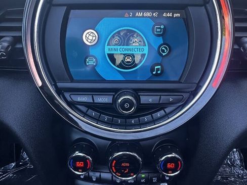 Used 2019 MINI Cooper S w/ Signature Upholstery Package FWD image 14