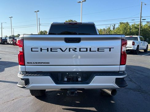 Used 2022 Chevrolet Silverado 2500 High Country w/ LPO, Hitch Package AWD/4WD image 6