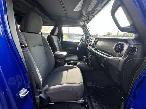 Used 2019 Jeep Wrangler Unlimited Sport AWD/4WD image 27