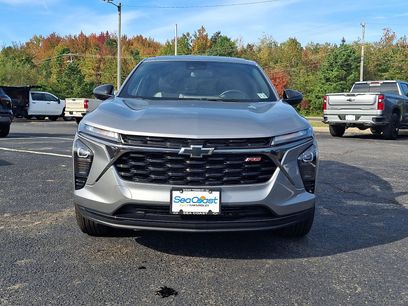 Used 2025 Chevrolet Trax RS w/ Sunroof Package