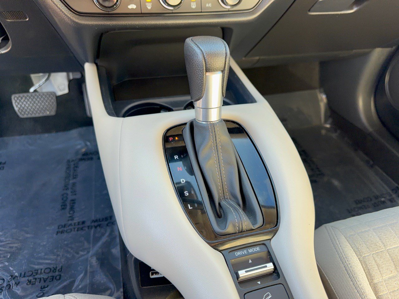 Used 2023 Honda HR-V LX image 21