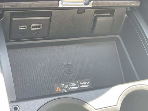 Used 2022 GMC Yukon Denali image 23