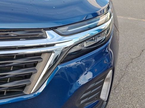 Used 2023 Chevrolet Equinox LT image 19