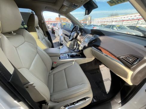 Used 2020 Acura MDX FWD image 25