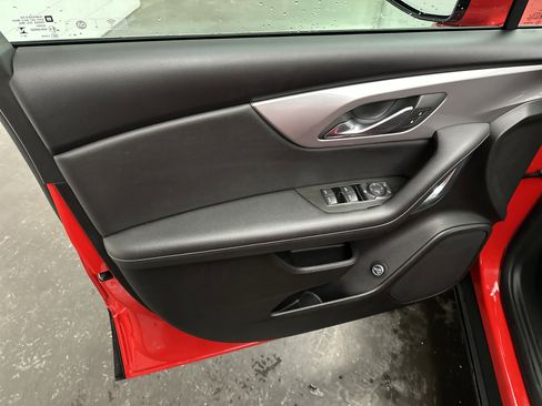 Used 2024 Chevrolet Blazer LT image 19